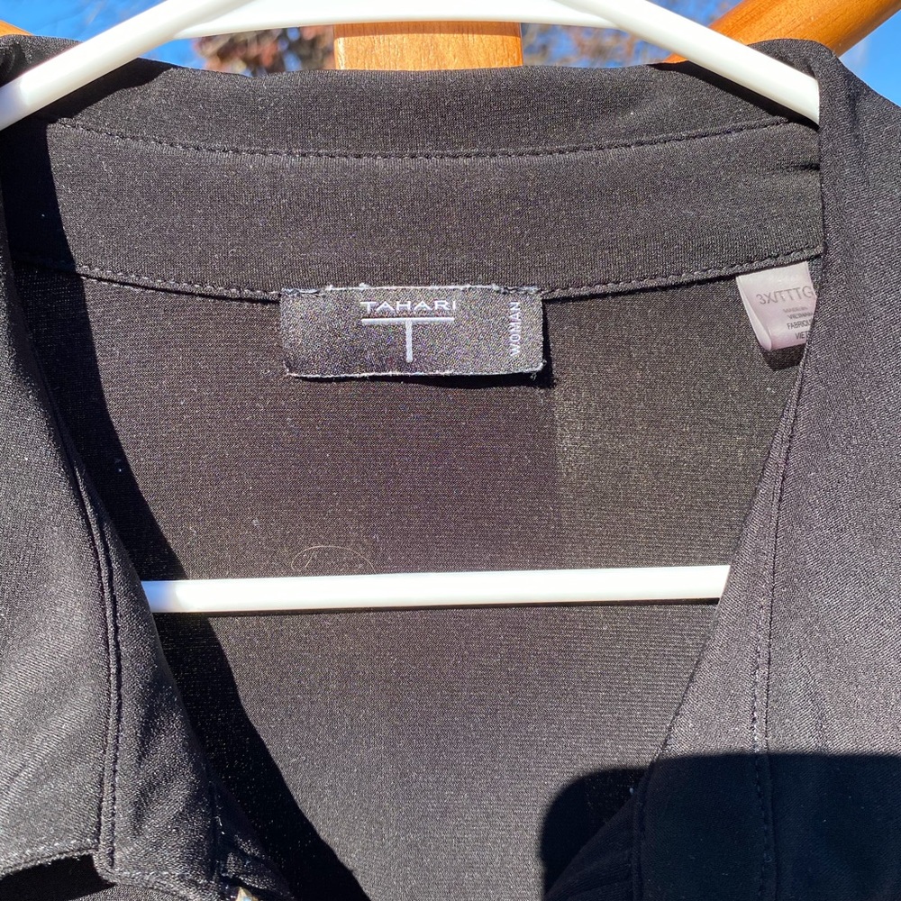 Tahari black tunic with zipper detailing, 3X